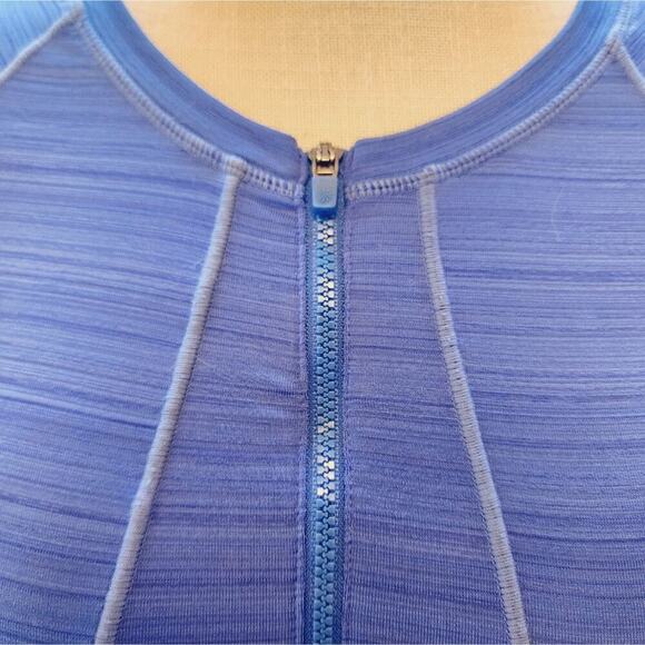 ATHLETA BLUE SHORT SLEEVE SMALL SHIRT - Picture 3 of 5